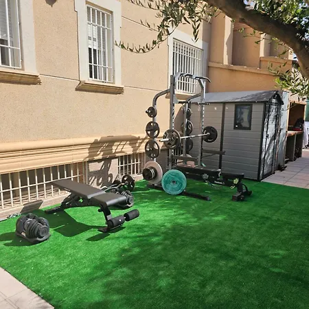 Retirement Couette-café